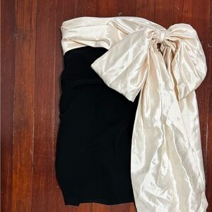House of CB Black and Cream Pencil Skirt